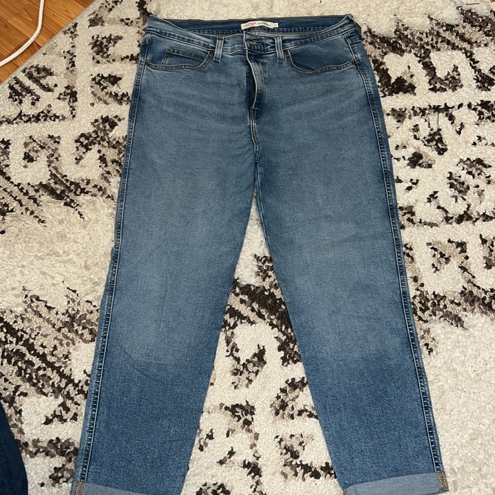 Women’s Signature Levi’s Boyfriend Jeans